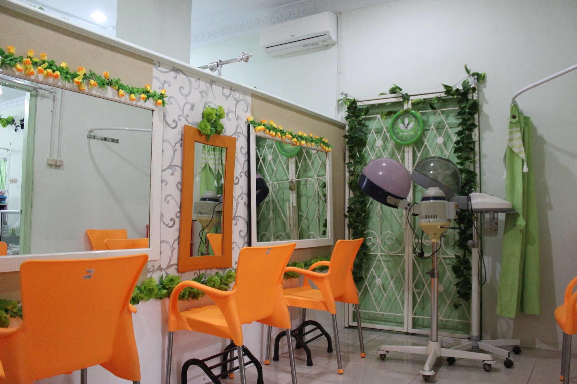 Rene Hotel Yogyakarta Exterior photo