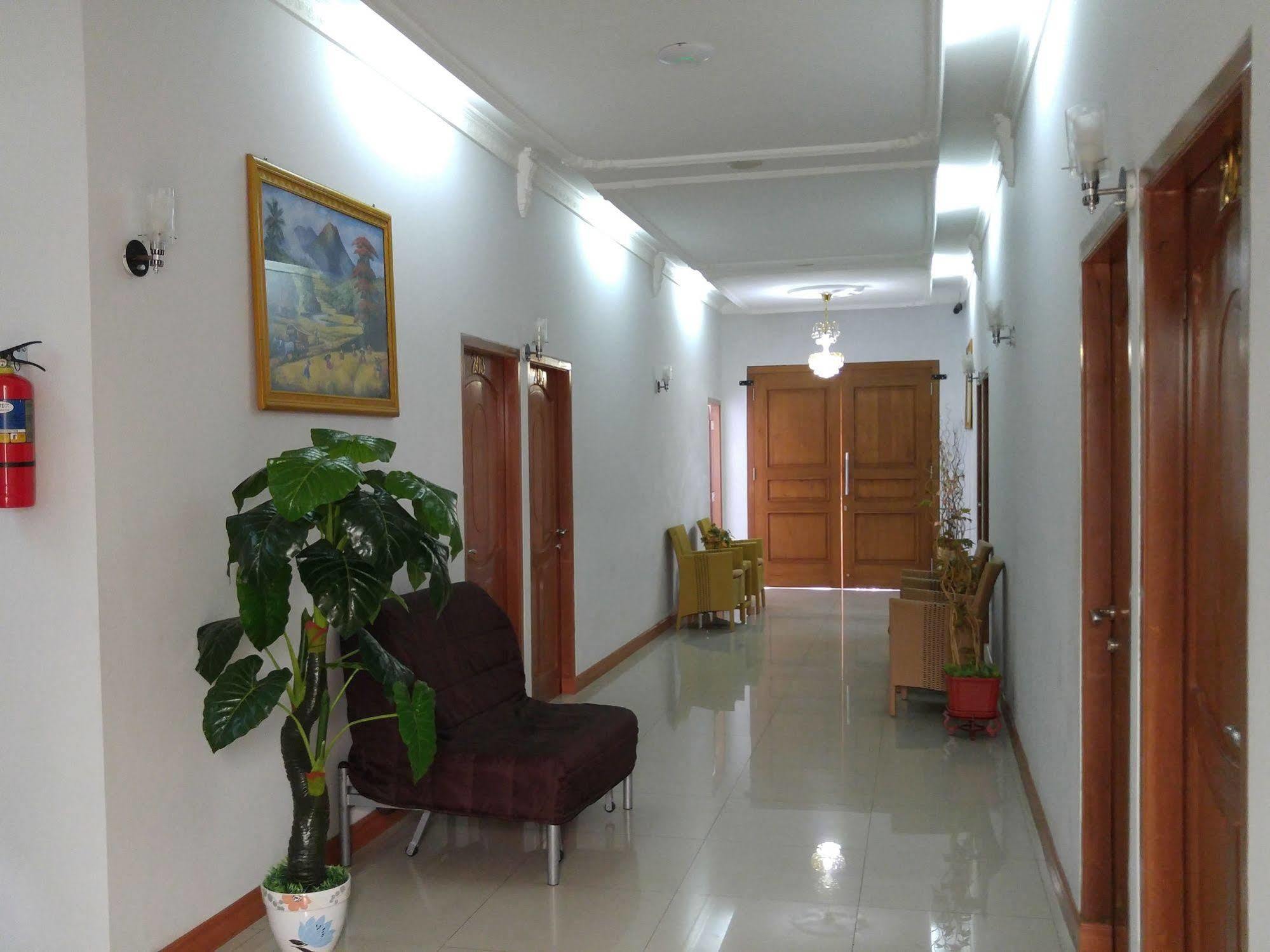 Rene Hotel Yogyakarta Exterior photo